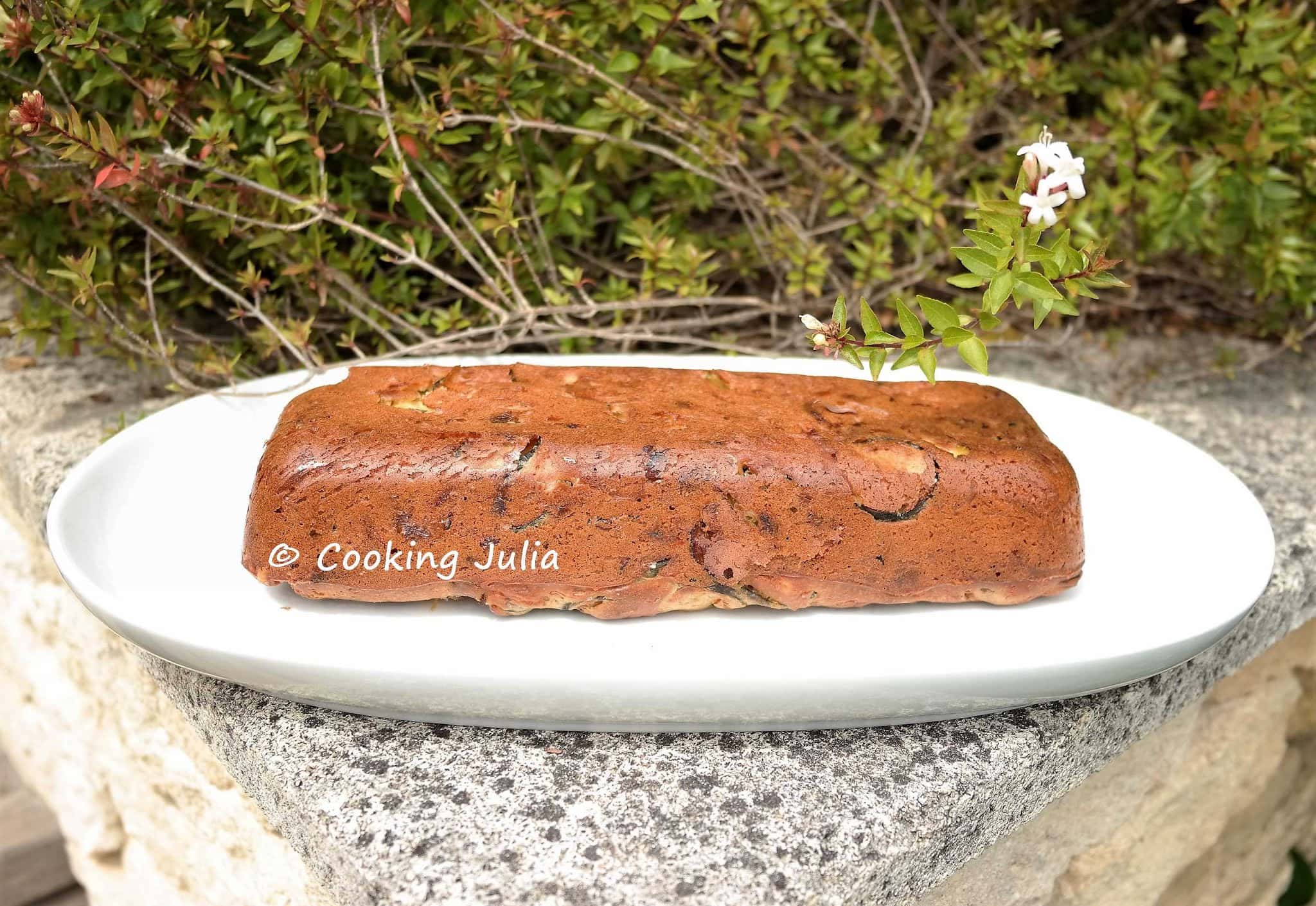 CAKE MOELLEUX AUX COURGETTES