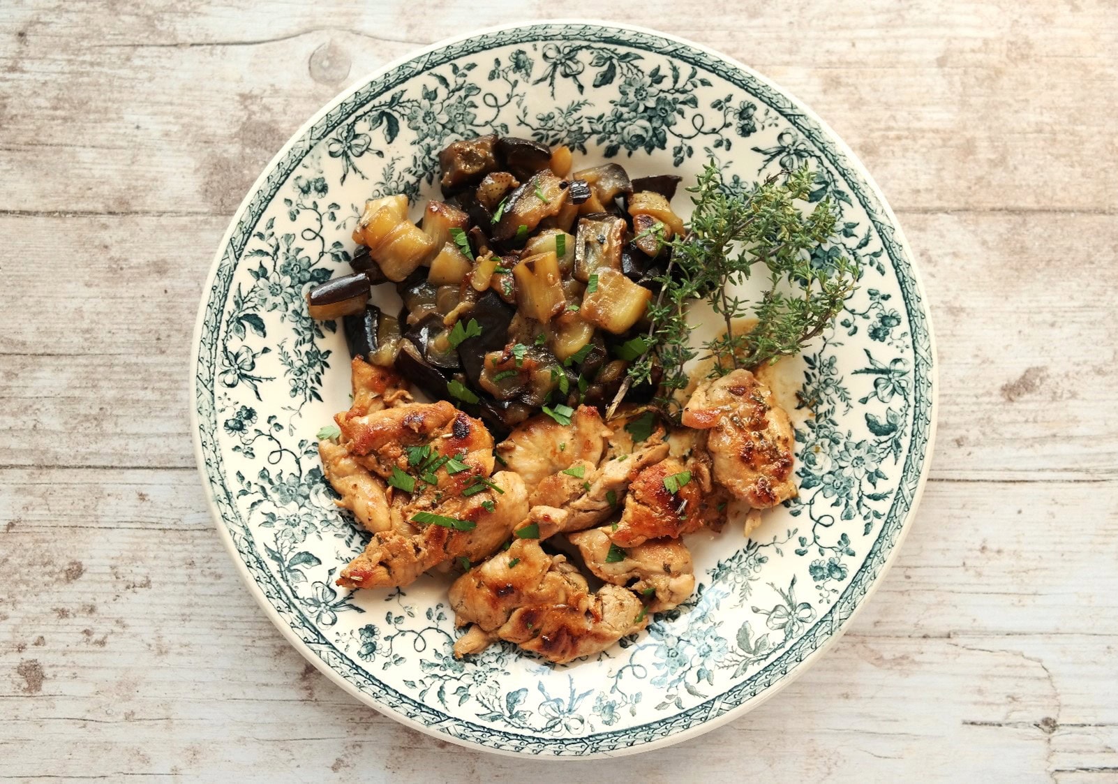 ARAIGNÉE DE PORC MARINÉE AU THYM ET AU CITRON