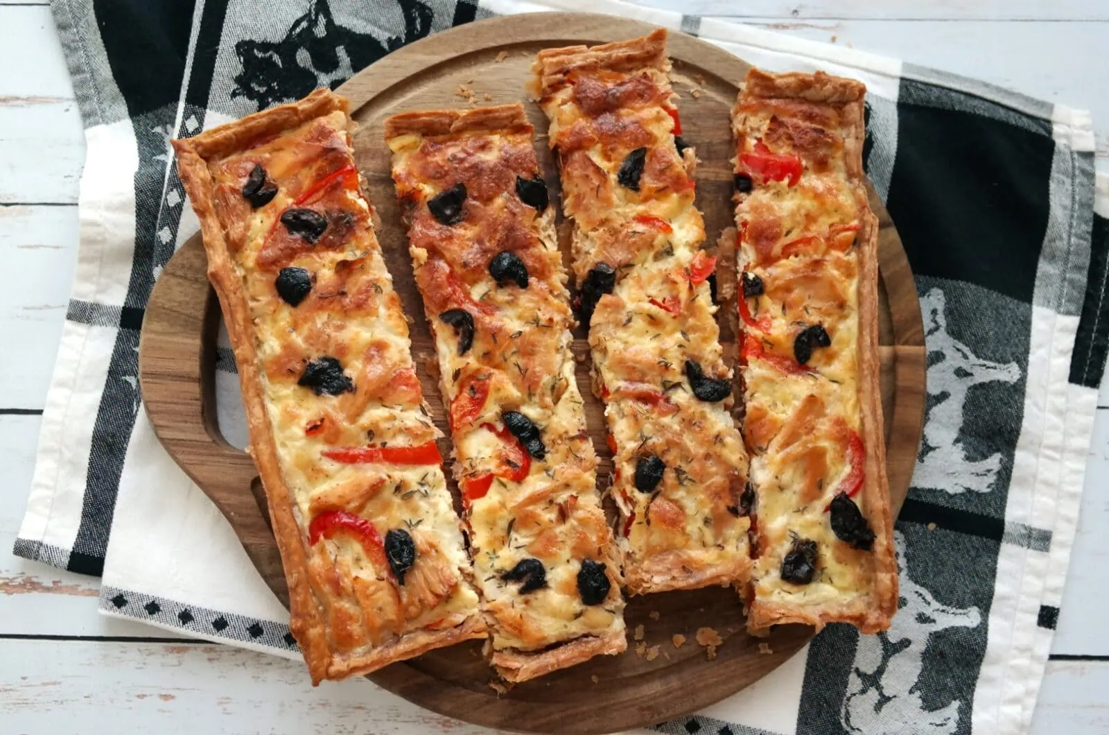 Tarte thon-poivron aux olives