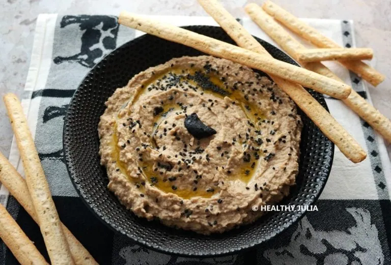 Houmous à l&rsquo;ail noir